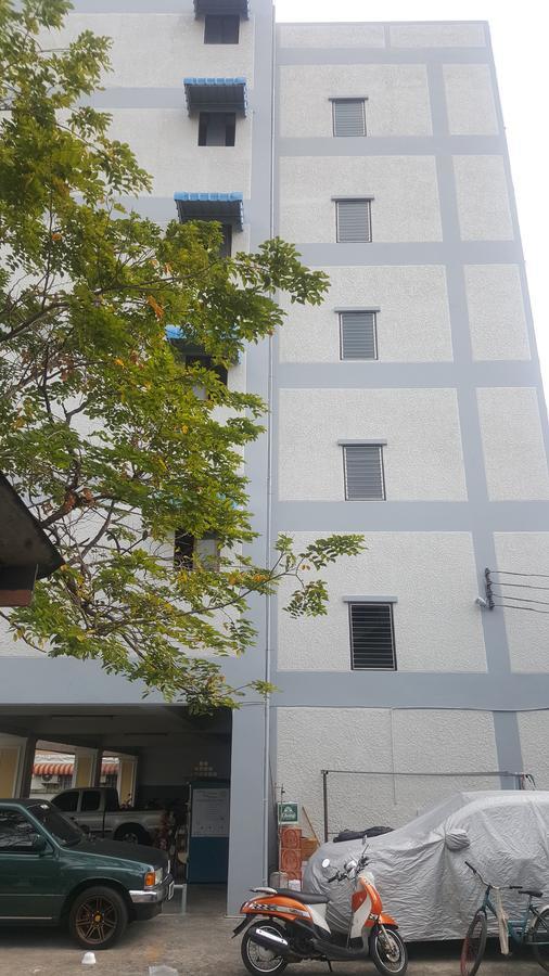 Panmanee Apartment Bangkok Exterior photo
